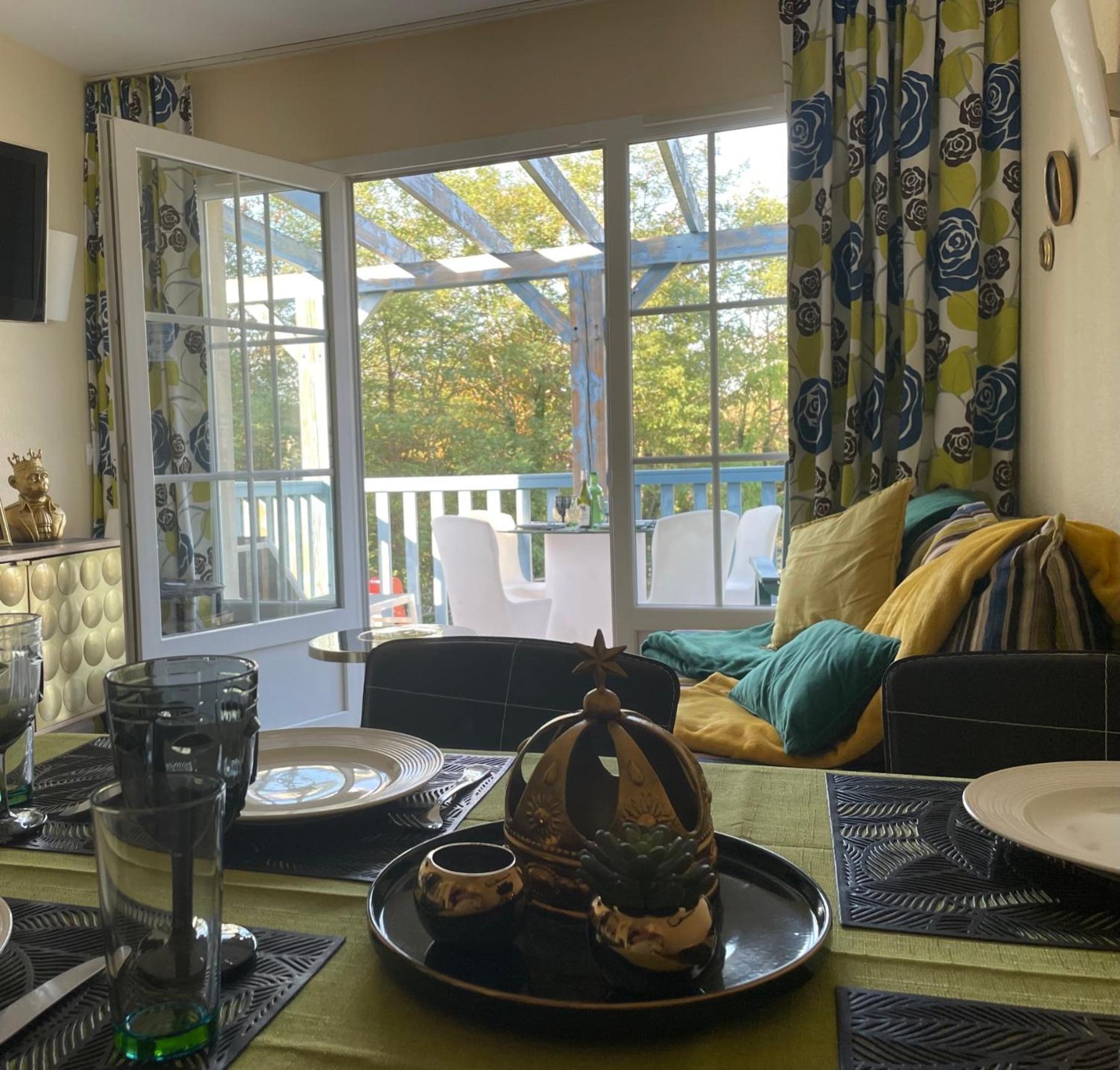 Апартаменты *A Setting Between Dordogne And Swimming Pool* Аржанта Экстерьер фото